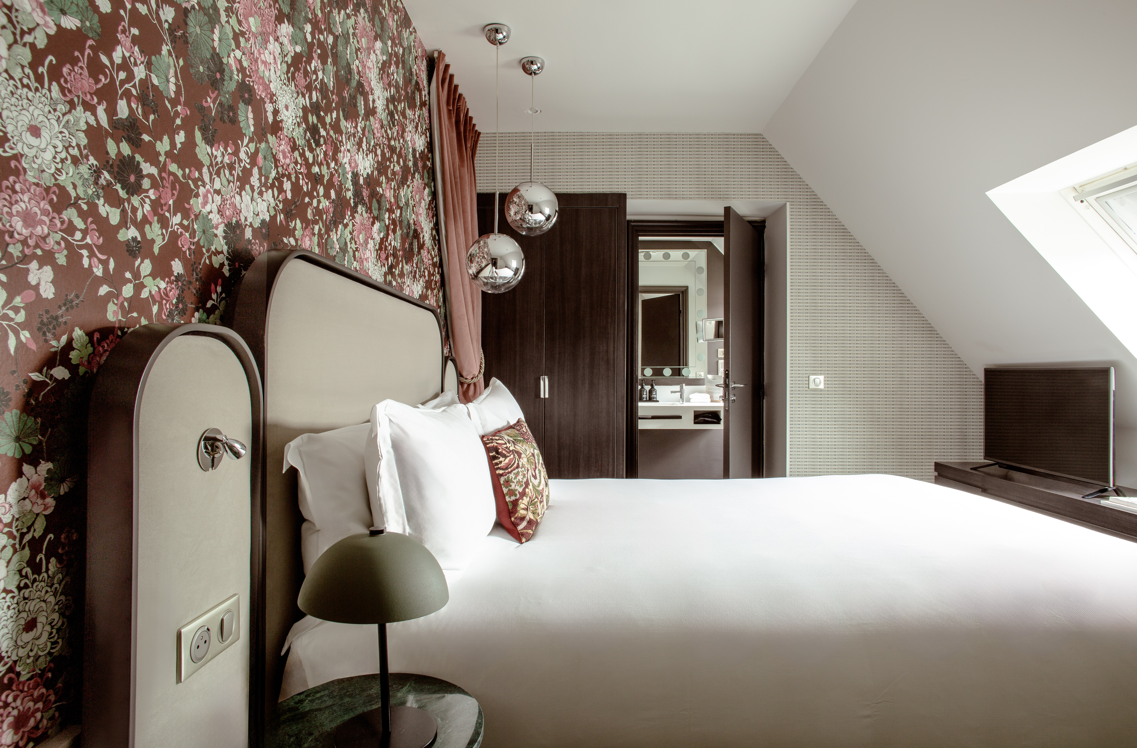 جناح بغرفة نوم واحدة مع أريكة، Hotel Indigo Paris - Opera by IHG 4/7