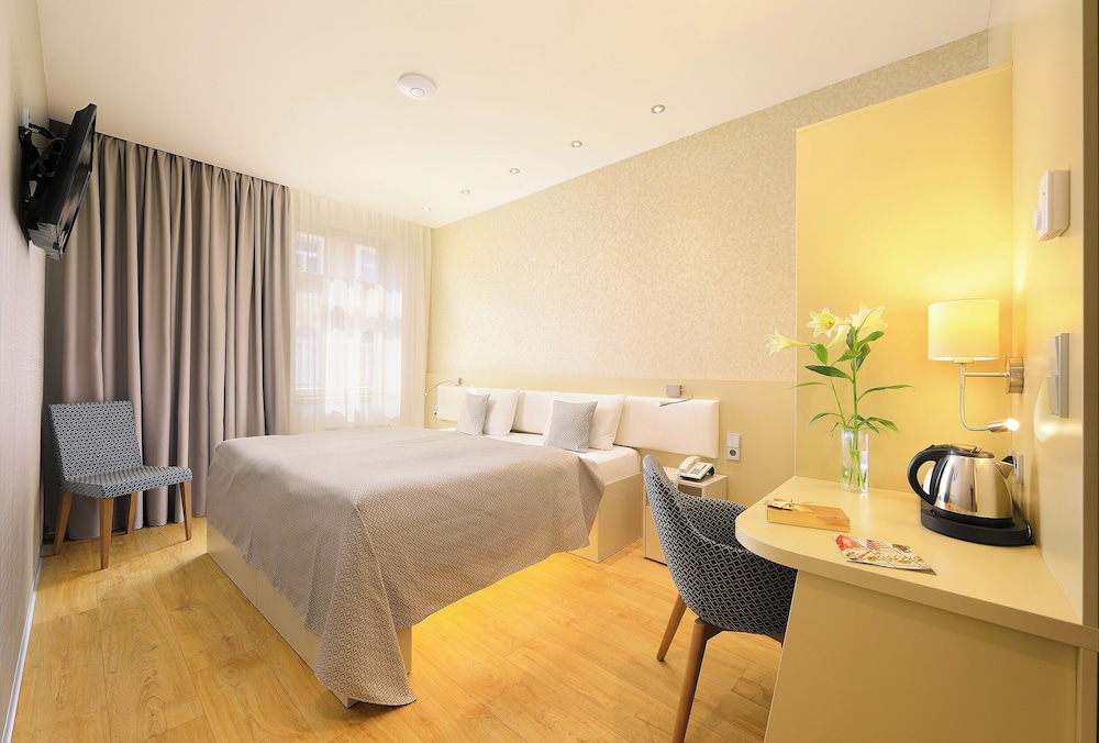 Ametyst Hotel 30/71