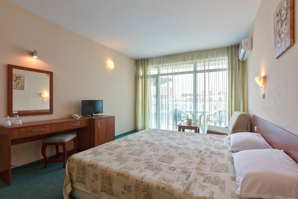 Hotel L&B Sunny Beach 18/50