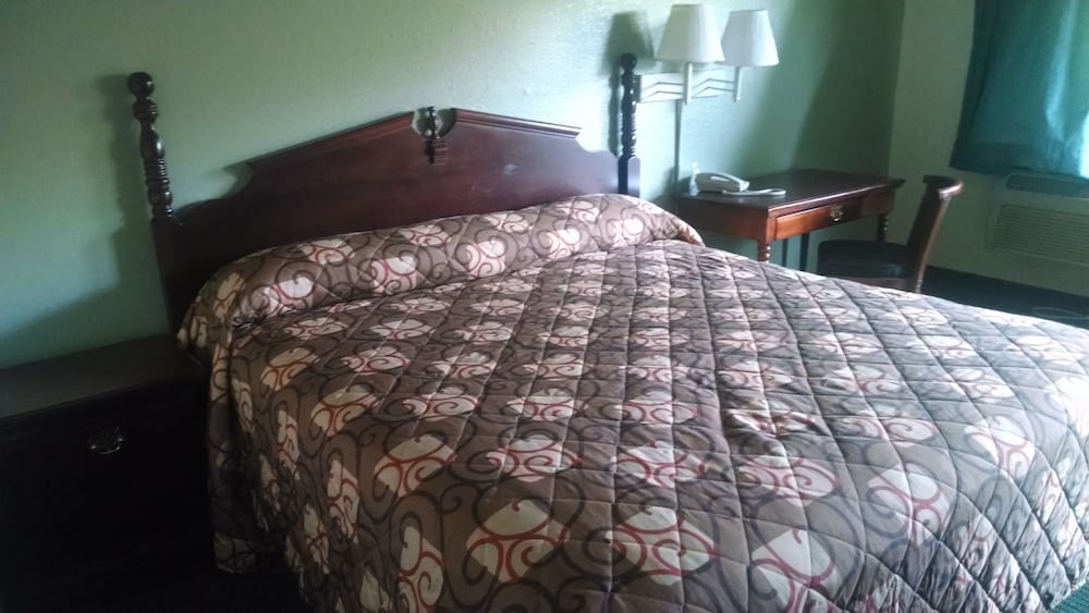 Masters Inn Doraville 18/25
