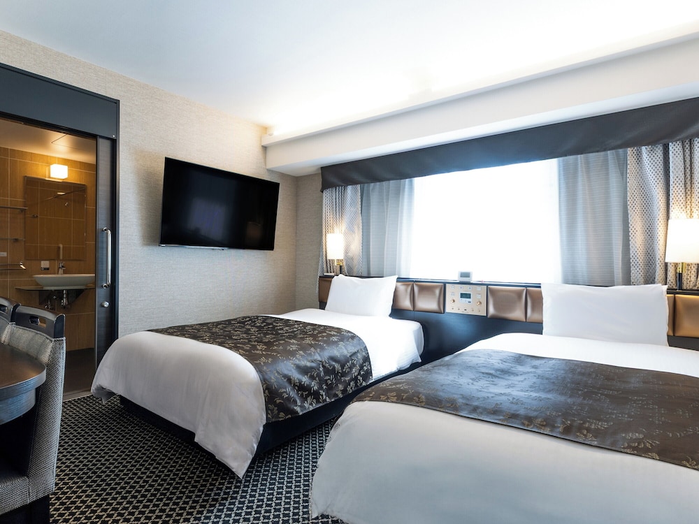 Universal, Twin Beds, Sky Floor