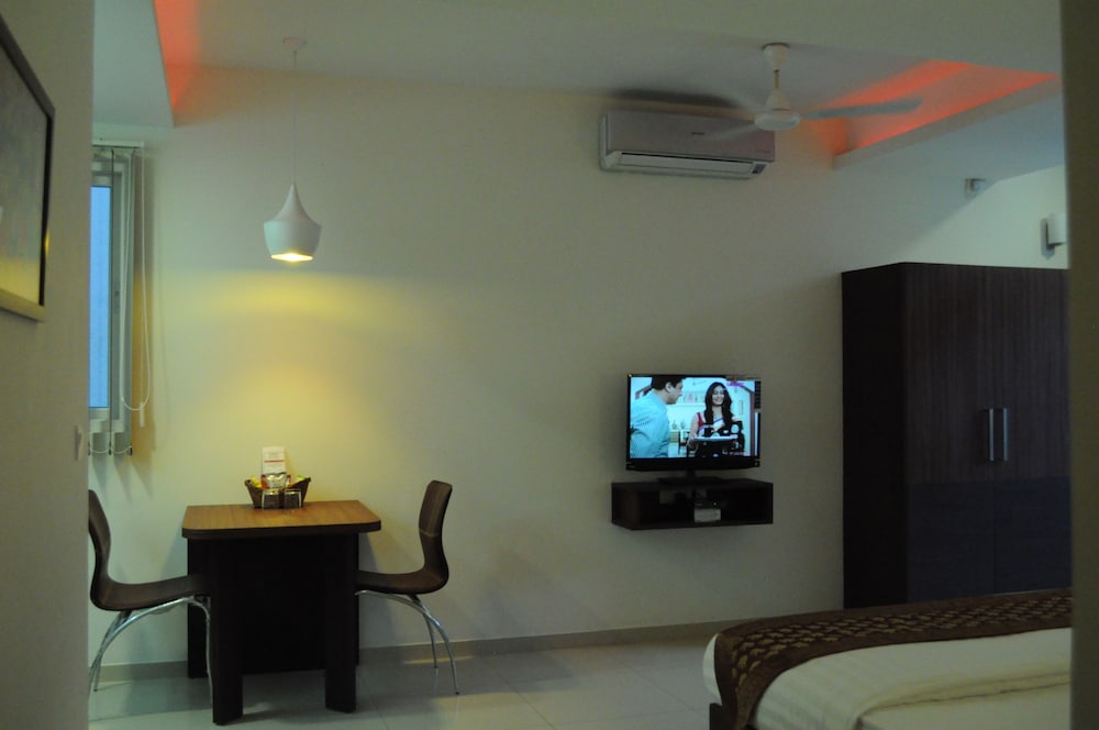 Ixora Suites 41/46