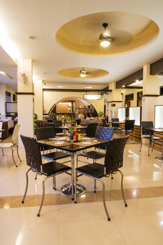 Sakulchai Place 63/67