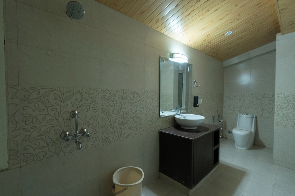 Dynasty Resort, Khurpatal 50/51