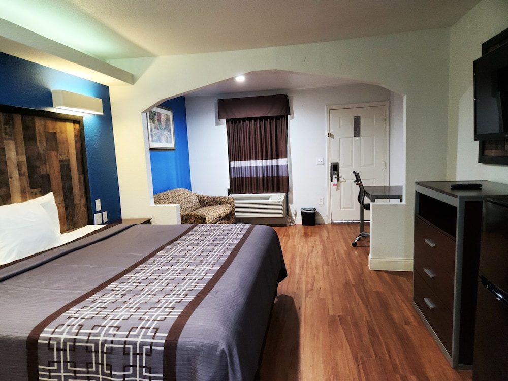Express Inn 17/60