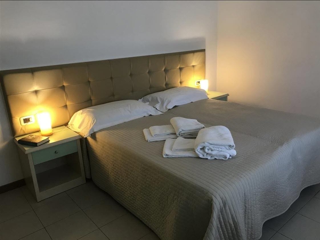 2 BEDROOMS, APARTMENT