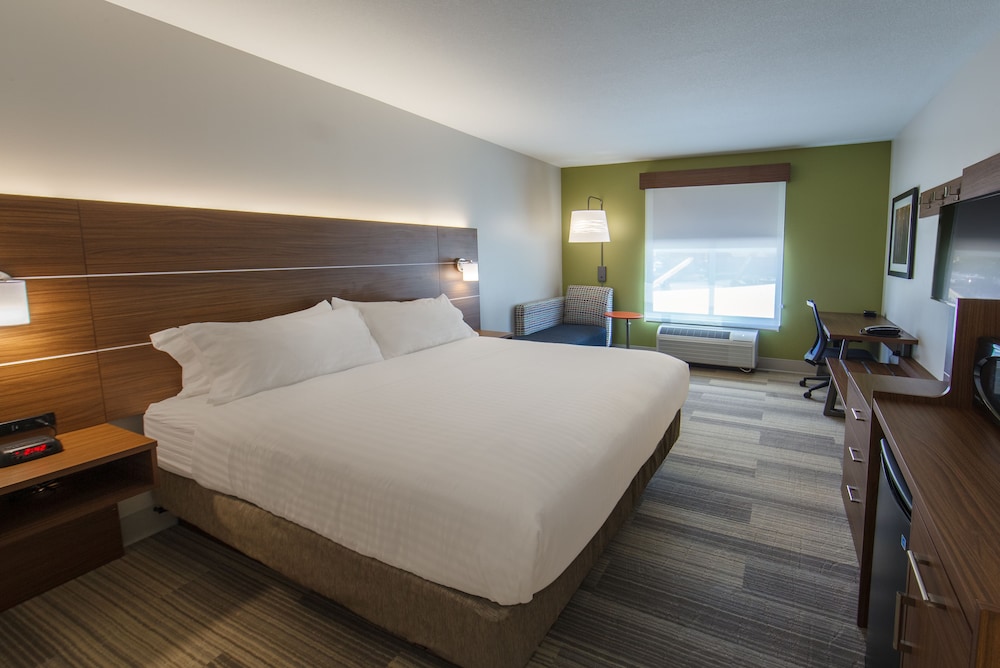Standard, King Bed, Accessible