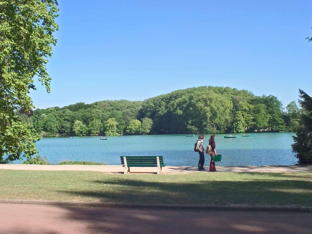 Mercure Centre Parc de la Tete d'Or 43/50