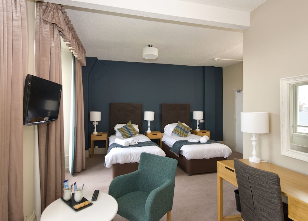 Portpatrick Hotel 36/72