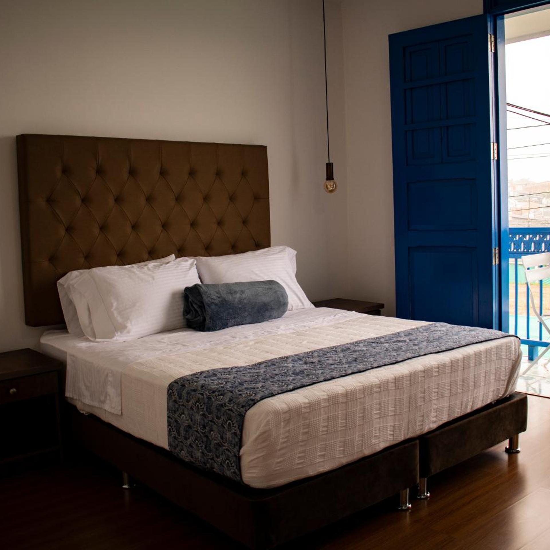 El Reloj Casa Hotel 16/50