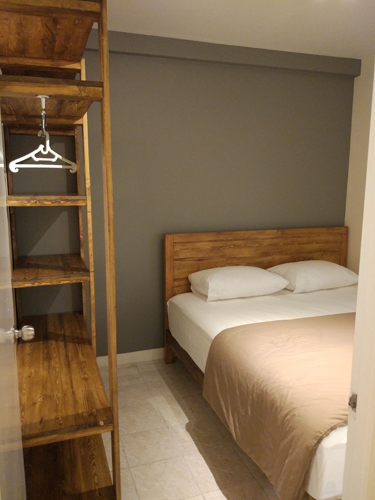 Apartment Queen Victoria Batam 7/37