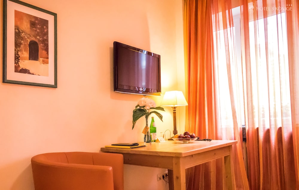 Hotel 3 Konige 33/50