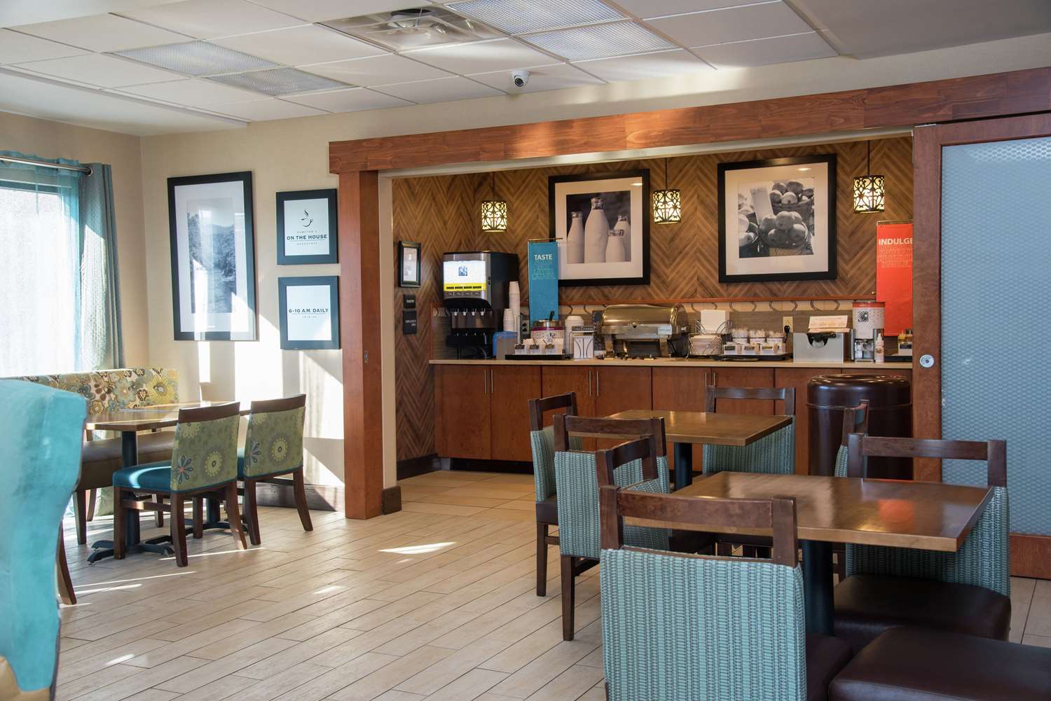 Hampton Inn Summersville 8/15