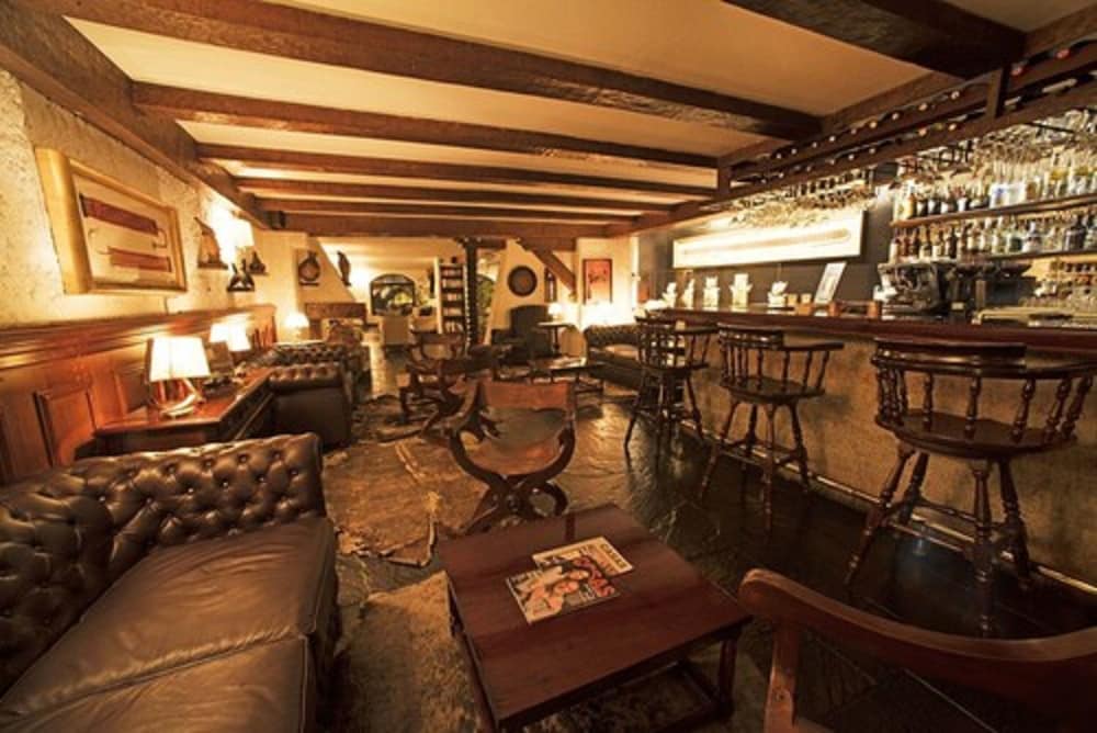 LA HACIENDA MIRAFLORES 30/50
