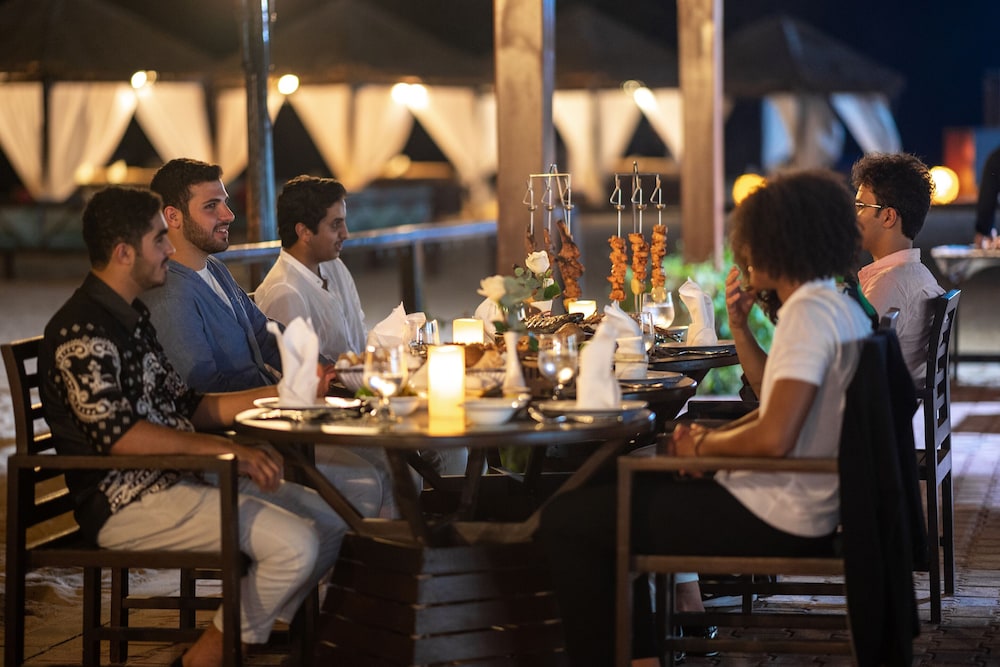 Regency Sealine Camp 28/44
