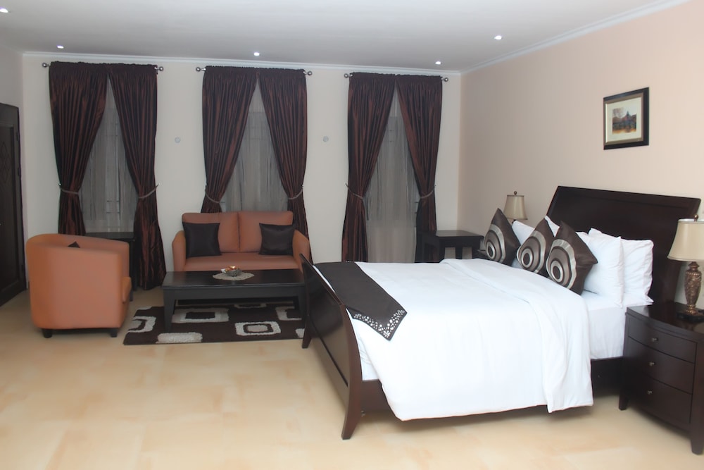TOC Hotel 6/19