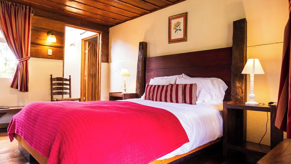 Poas Volcano Lodge 27/71