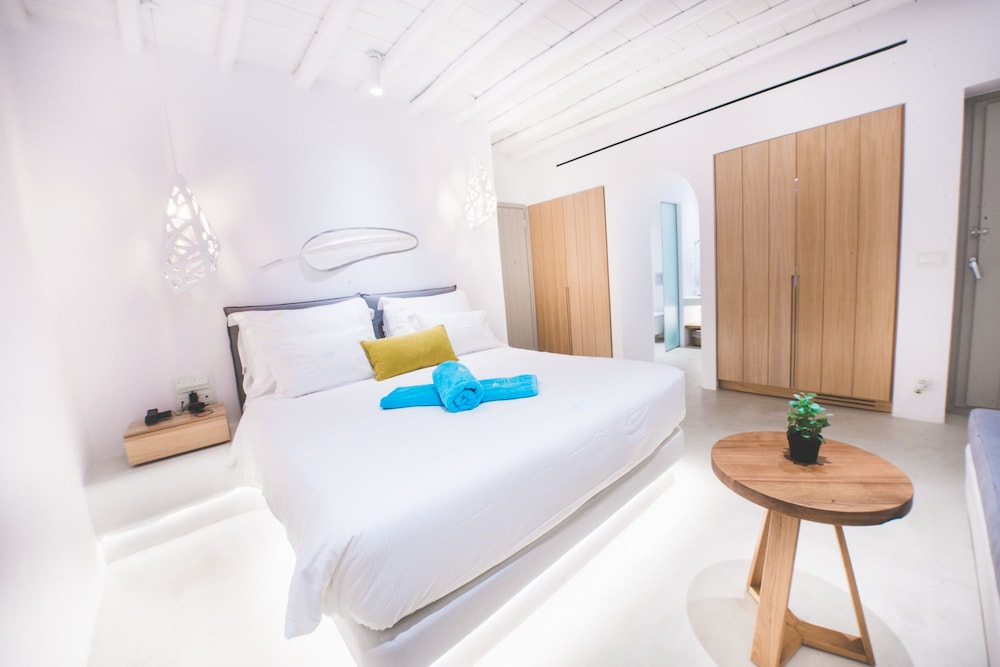 Olvos Luxury Suites Mykonos 32/73