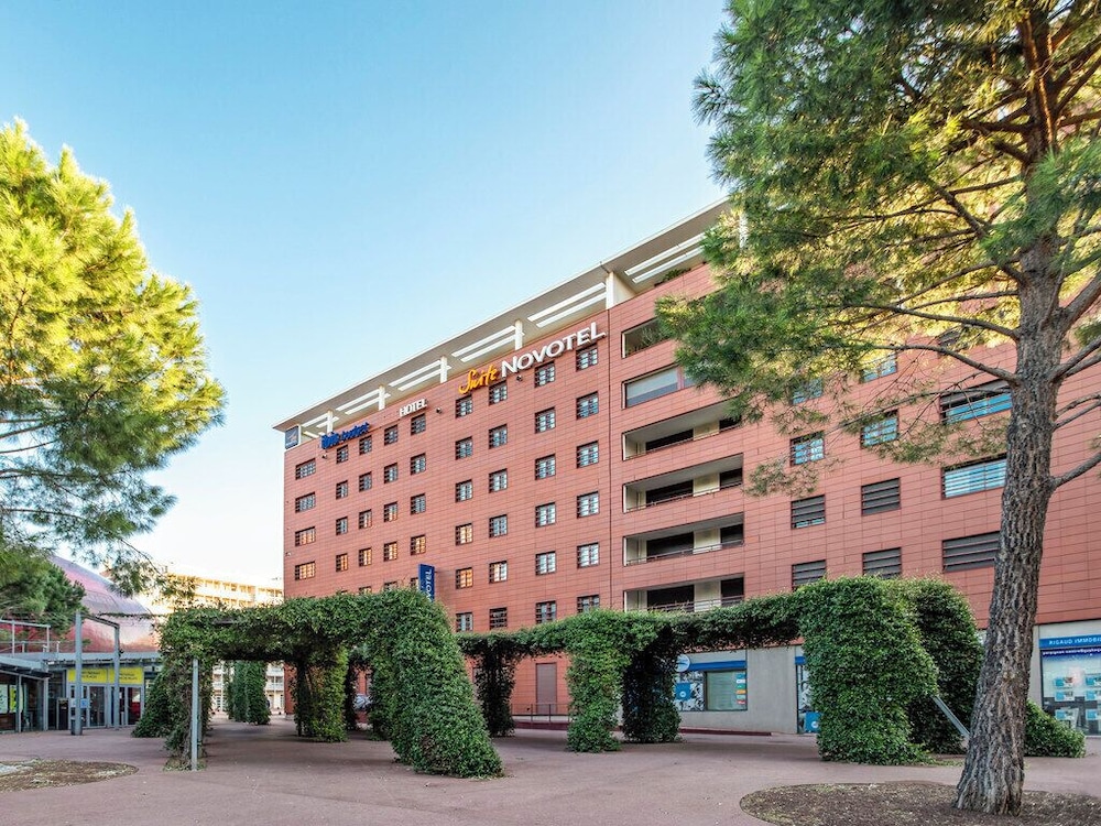 Novotel Suites Perpignan Centre photo5