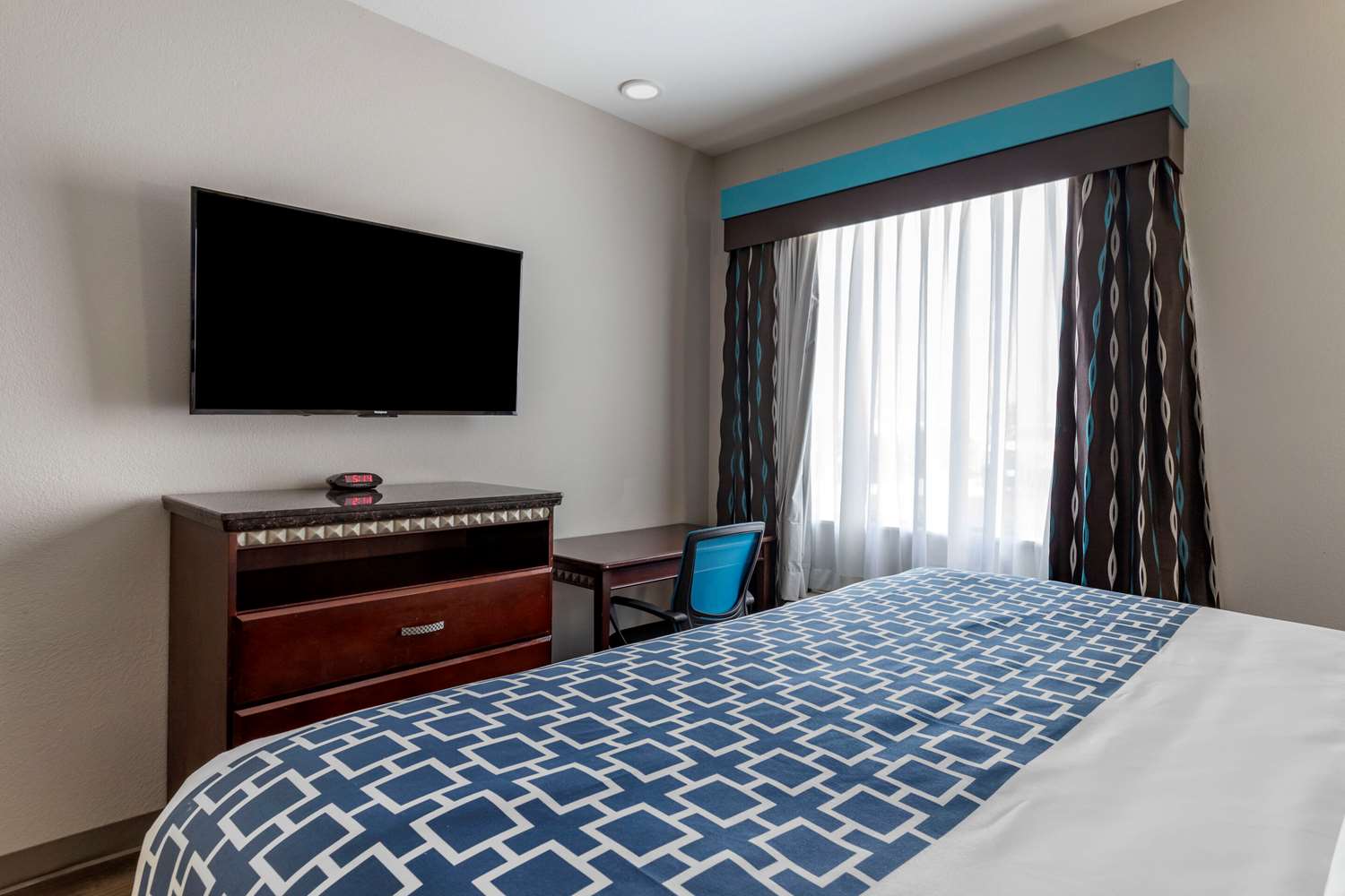 Upgrade, Suite, King Bed, Accessible
