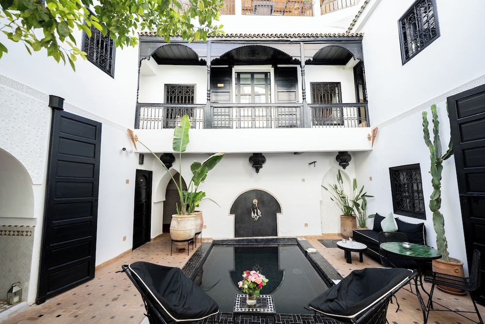 Riad Ajmal 7/77