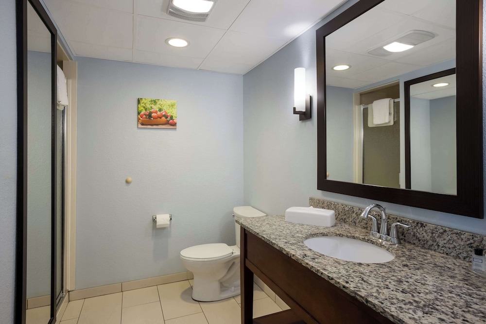 The Inn at Apple Valley, Ascend Hotel Collection 48/48