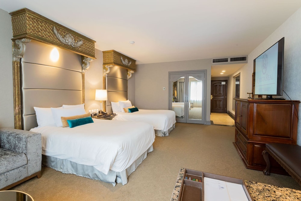 Grand, Tower, Executive, 2 Beds، Quinta Real Monterrey 3/3