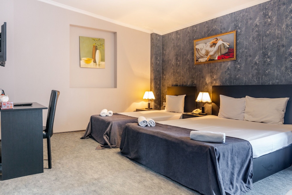 HOTEL MARLYN 31/71