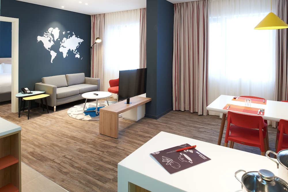 Ibis Saigon Airport 48/73