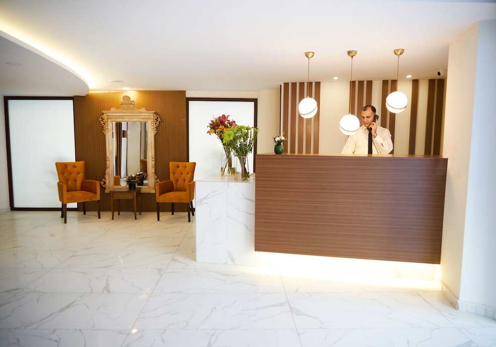 Mira Otel Alsancak 5/34