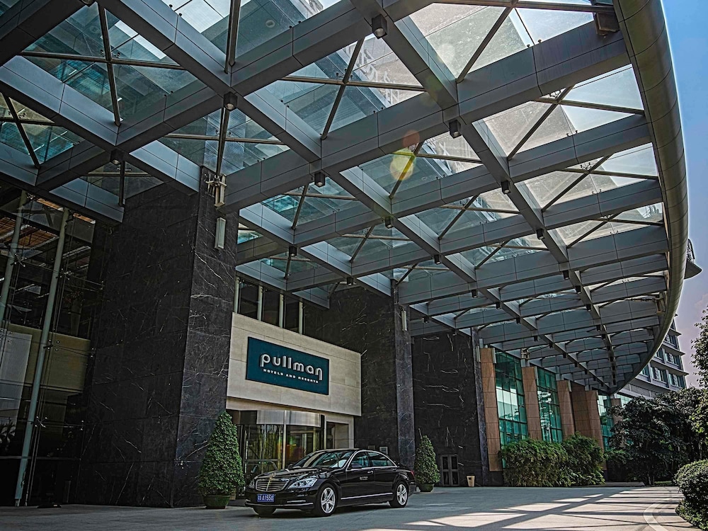 Pullman Guangzhou Baiyun Airport Hotel 8/77