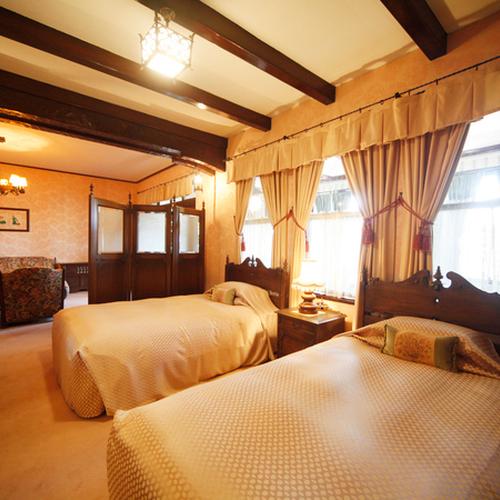 Presidential, Special, Suite, Twin Beds, Mountain View