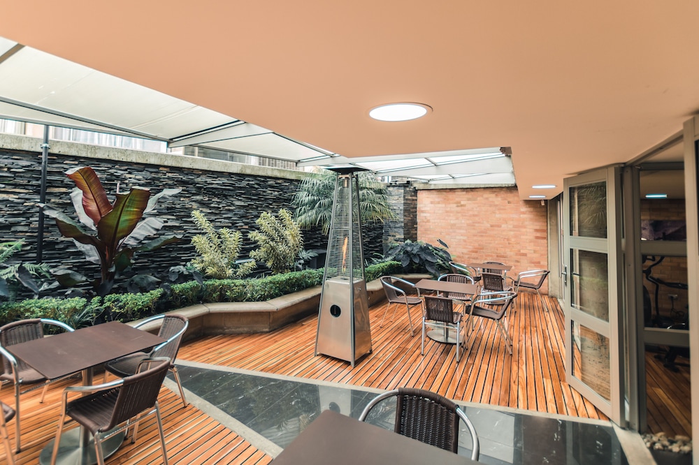 Hotel 5 Elementos Corferias by HBP 23/40