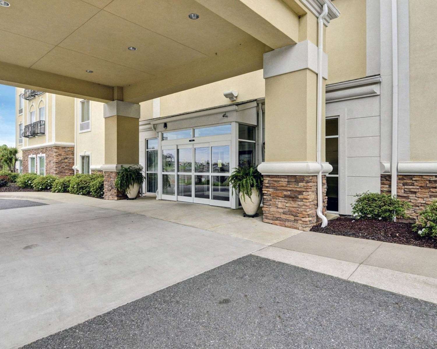 Comfort Suites Hot Springs 47/49
