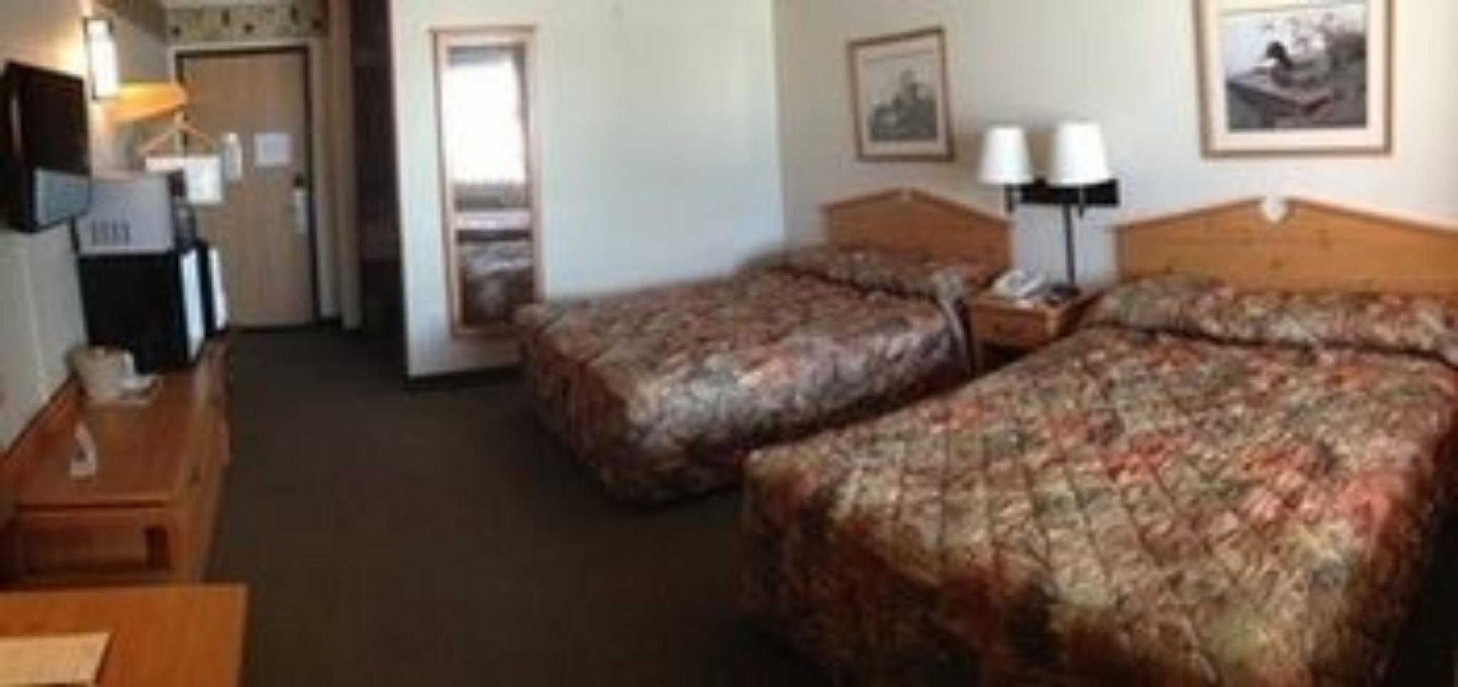 Oveson's Pelican Lake Resort & Inn 12/22