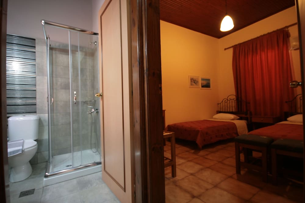 Helena Hotel 27/50
