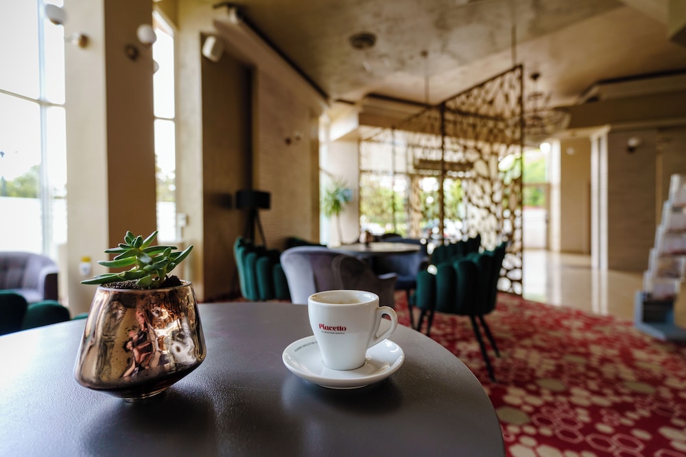 HOTEL CRAIOVITA 34/50