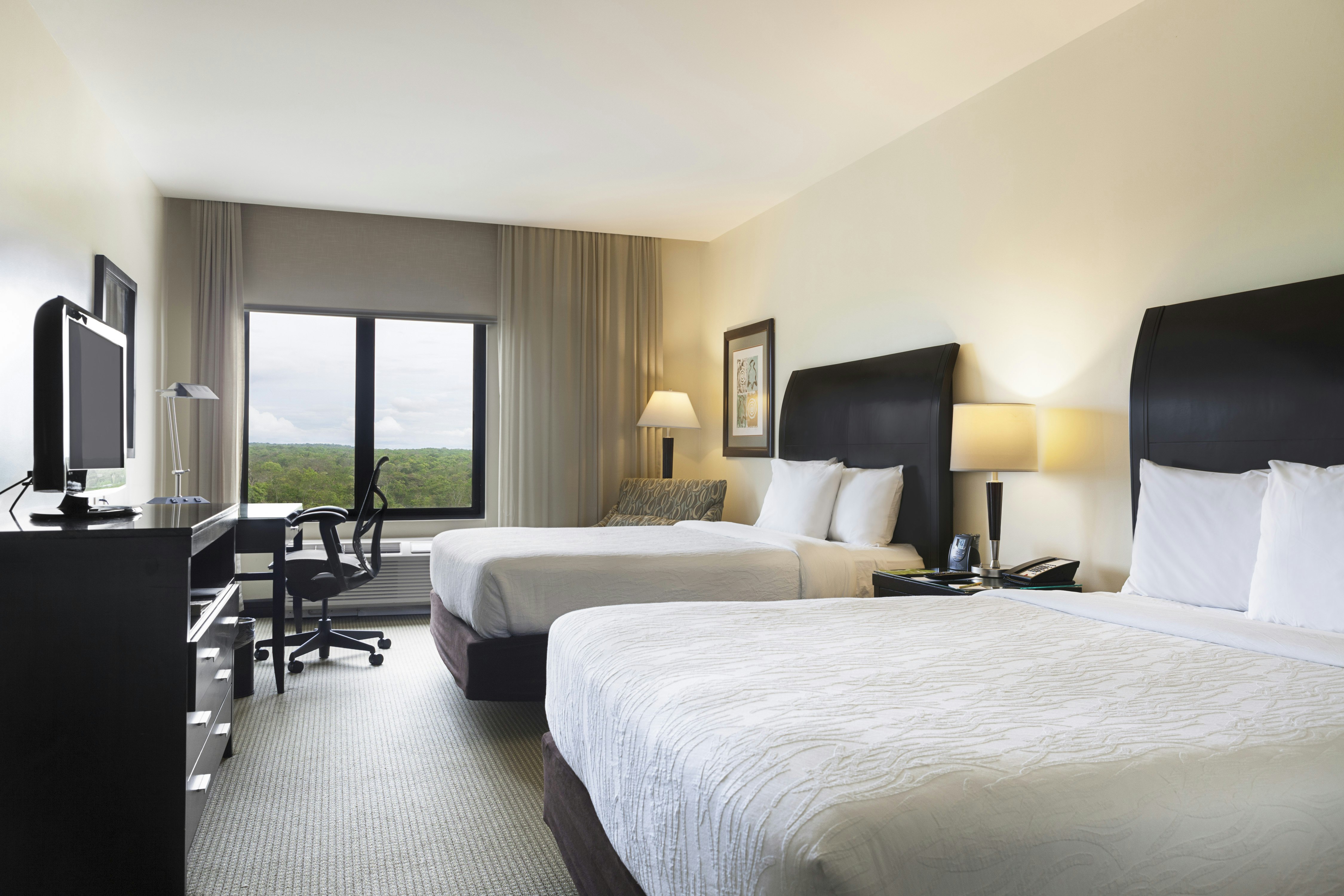 ROOM, 2 DOUBLE BEDS