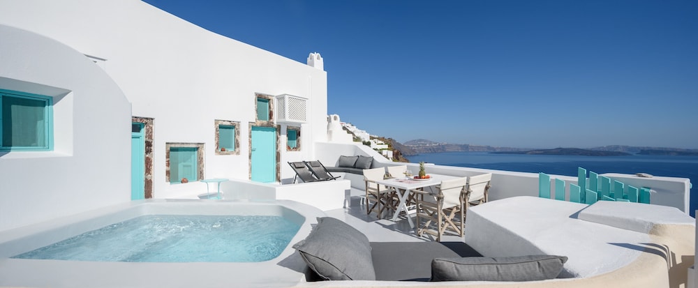 Pegasus Villa 18/50