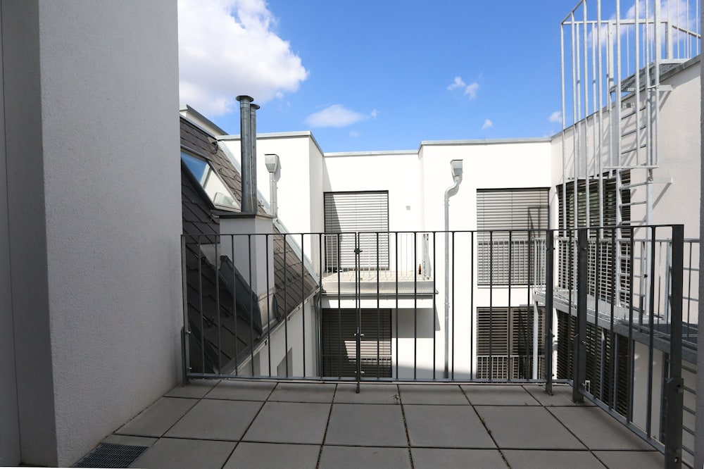 4 Beds and More Vienna Apartments 23/29