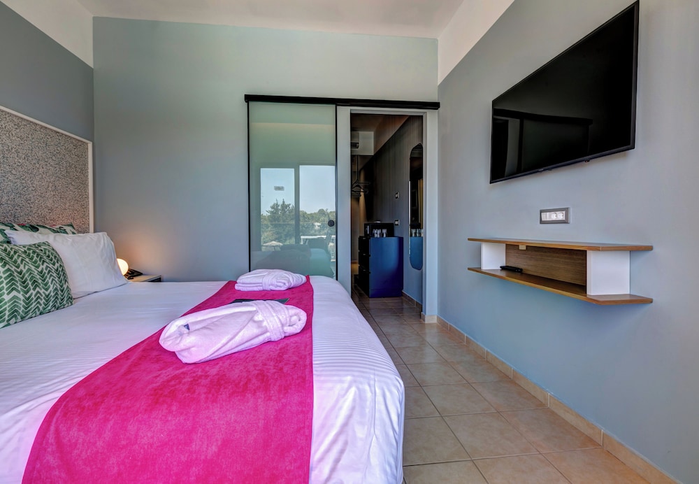 Lindos Breeze Beach Hotel 25/64