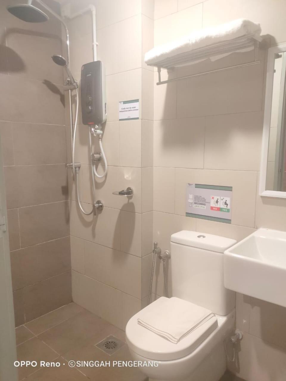 Singgah Pengerang Hotel 45/48