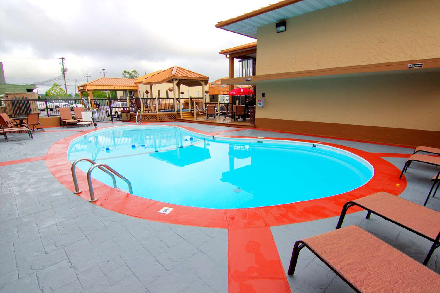 Best Western Center Pointe Inn 10/21