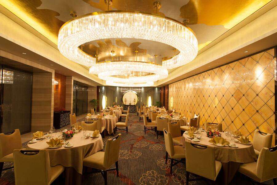 Wyndham Grand Plaza Royale Colorful Yunan Kunming 10/13