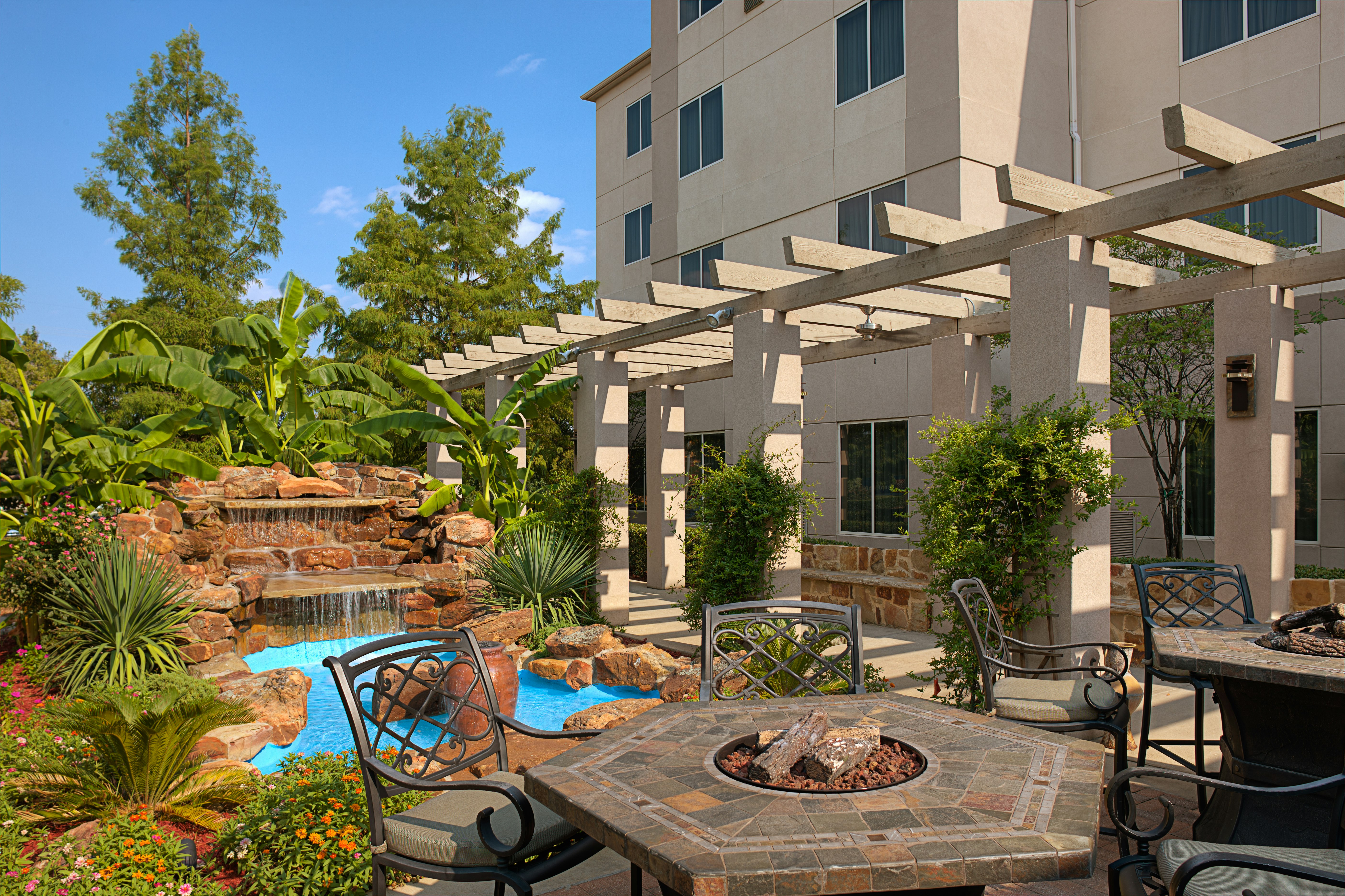 Hilton Garden Inn Dfw Airport South 45/74