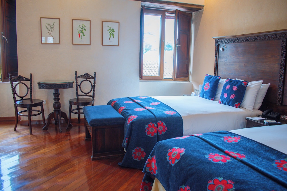 STANDARD, TWIN BEDS