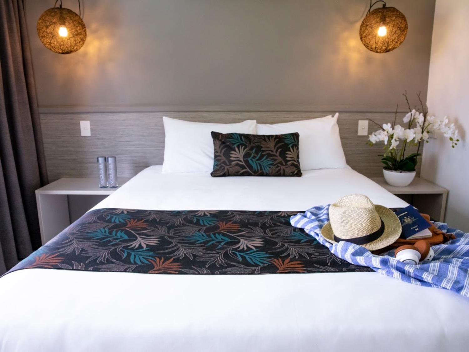 Room, Queen Bed, Beach Front