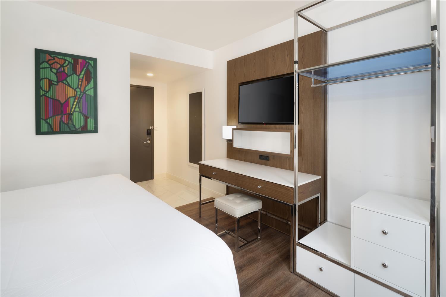 Best Western Premier Empire State Hotel 11/27