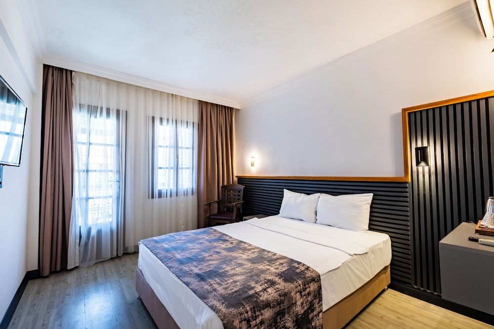 Costa Bitezhan Hotel 23/73