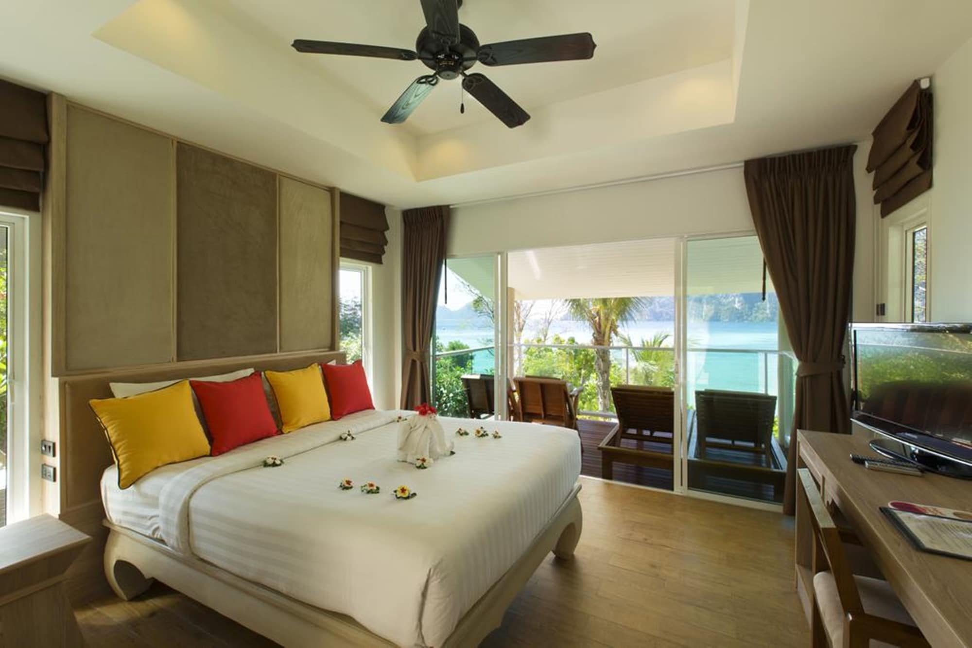 Bay View Resort Koh Phi Phi in PHI PHI ISLAND